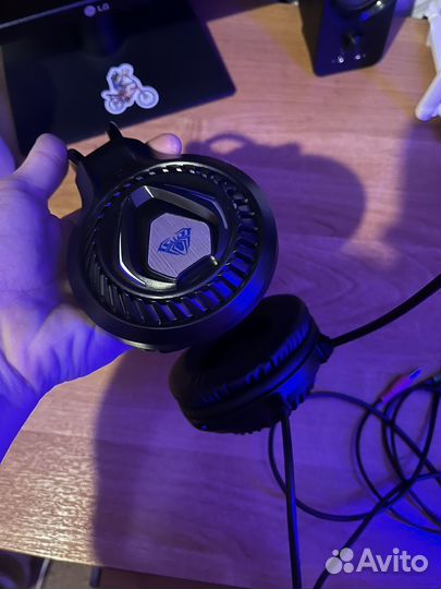 Игровые наушники