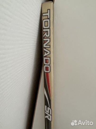 Хоккейные клюшки 2 в отличном состоянии