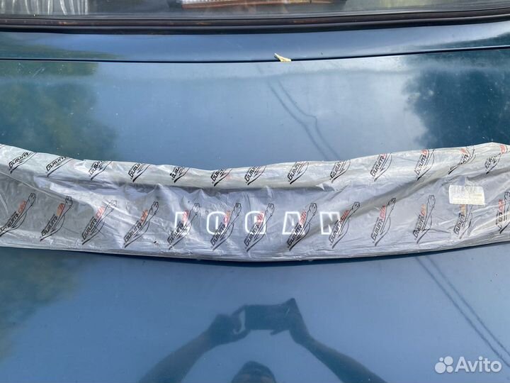 Ветровик (мухобойка) капота renault logan 1