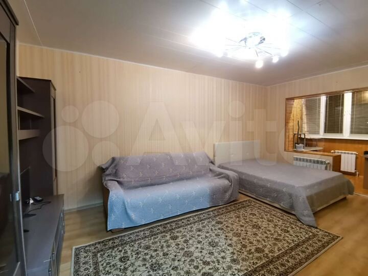 2-к. квартира, 65 м², 1/9 эт.