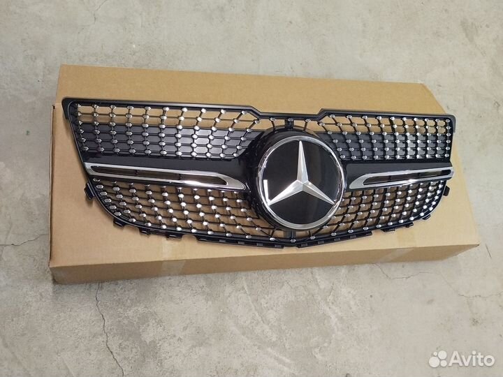 Решётка радиатора Мерседес GLK X 204 рестайлинг