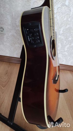 Электроакустическая гитара yamaha