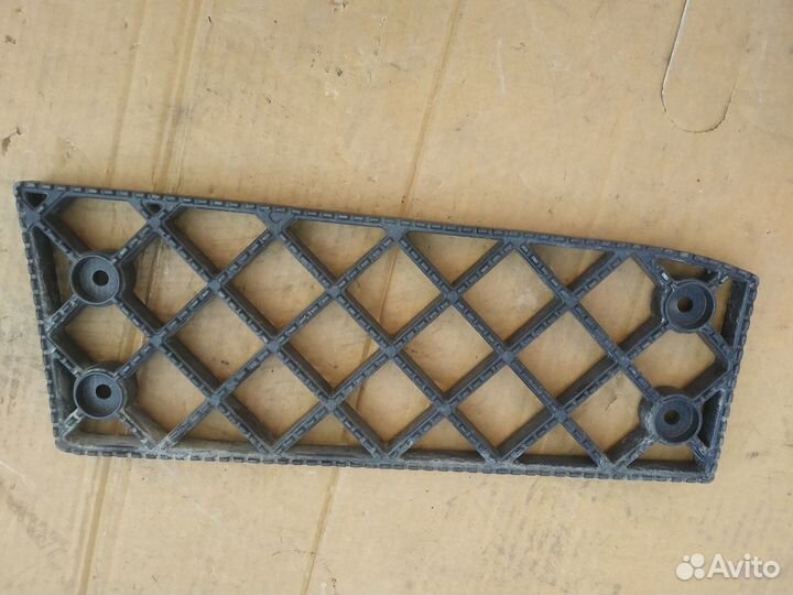 Накладка подножки Камаз 54901