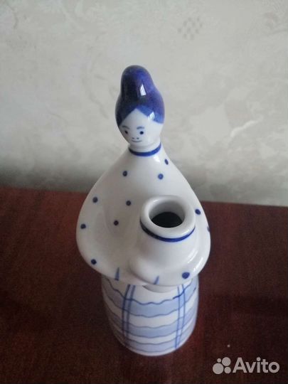 Статуэтки разные. Фарфор