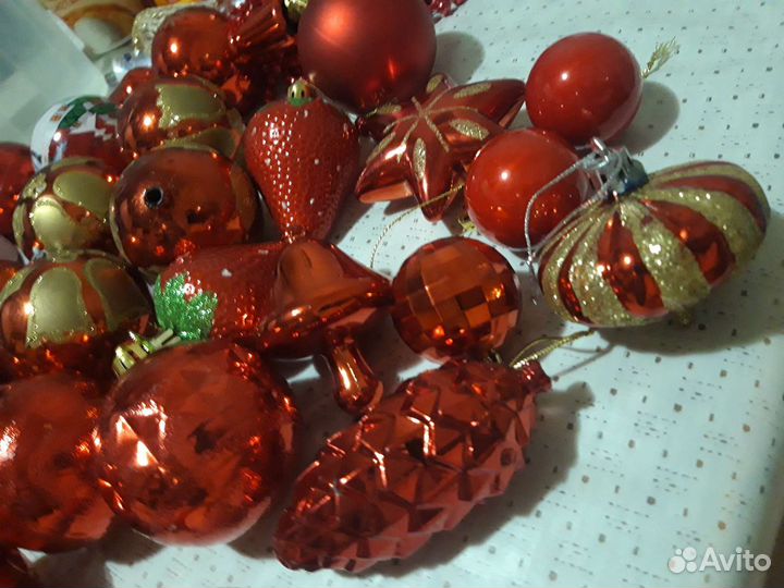 Новогодние игрушки