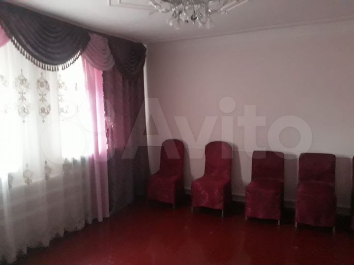 Дом 220 м² на участке 20 сот.