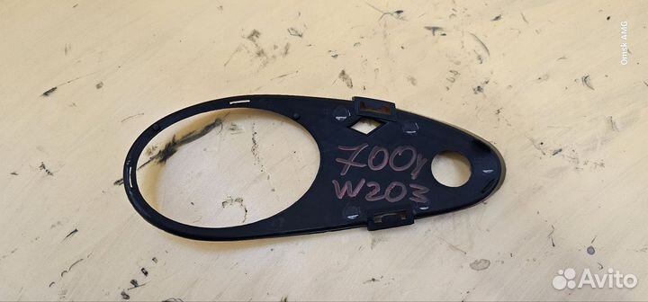 Решетка бампера W203 до рест