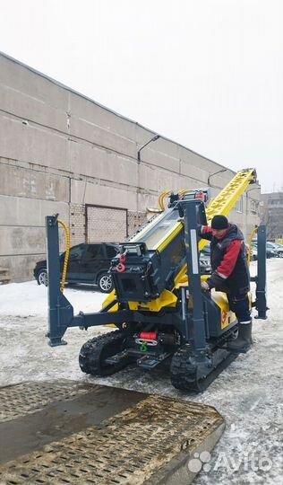 Мобильная сваебойная установка Стройматик сгк-300