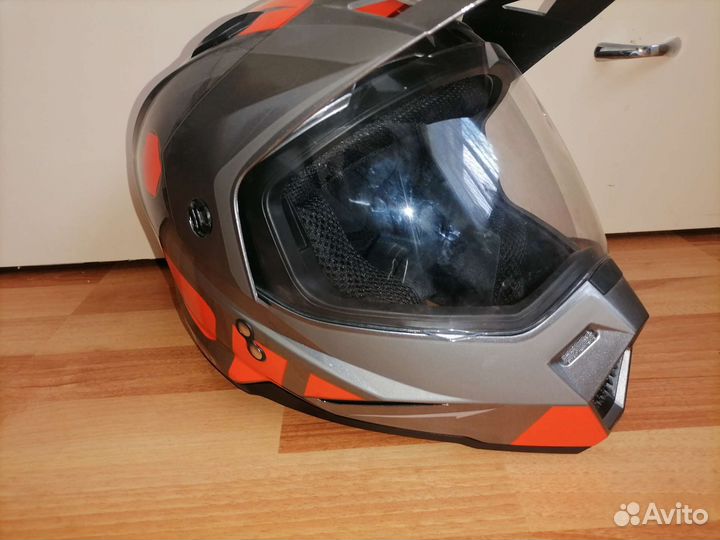 Продам мото шлем