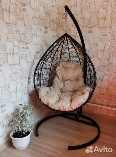 Подвесное кресло из ротанга