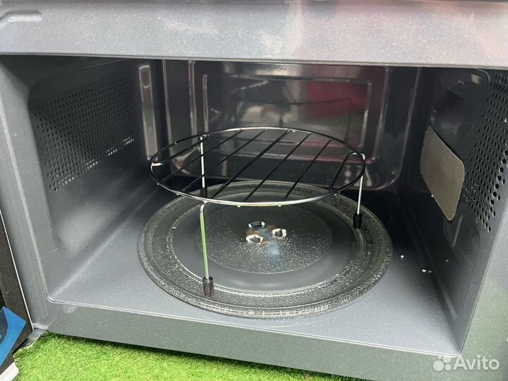 Микроволновая печь BBK 20MWG-736S (П18Б)