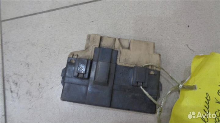 Блок предохранителей подкапотный Mazda Demio DW 1