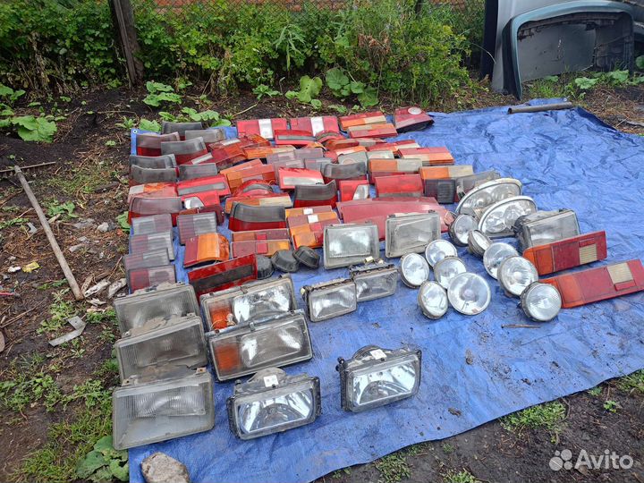 Фары стопари Волга 3102