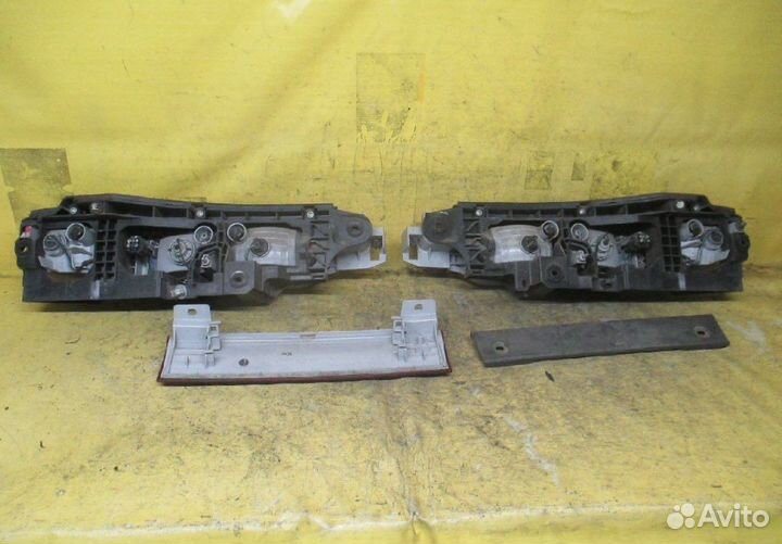 Стопы nissan cube z12