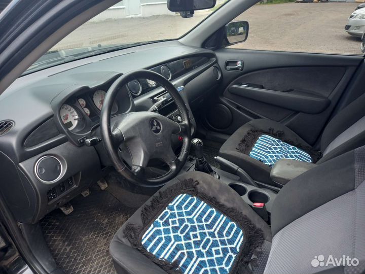 Mitsubishi Outlander 2.0 МТ, 2003, 140 000 км