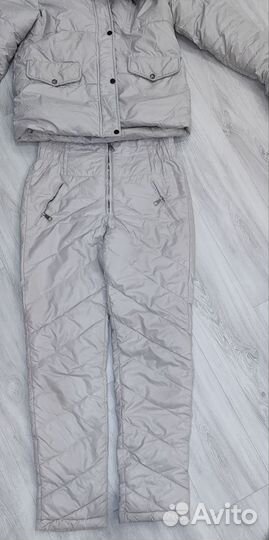 Женский зимний спортивный костюм