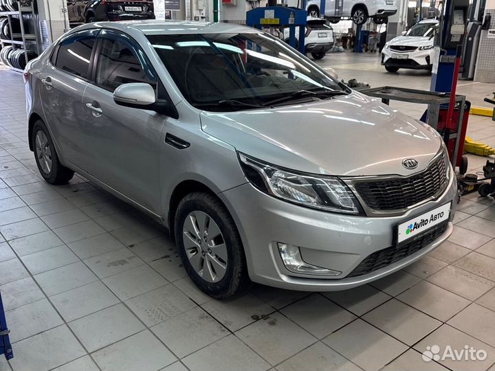 Kia Rio 1.6 AT, 2012, 284 617 км