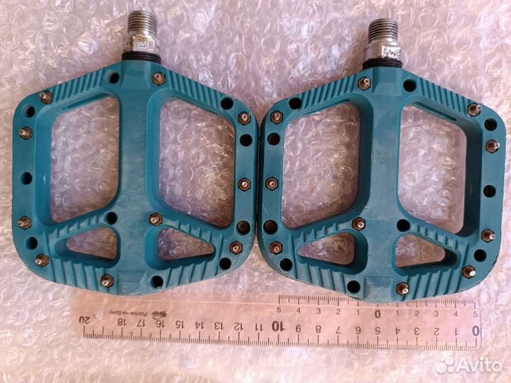 Педали на выбор