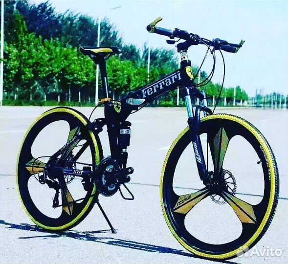 Велосипед на литых дисках. Новый