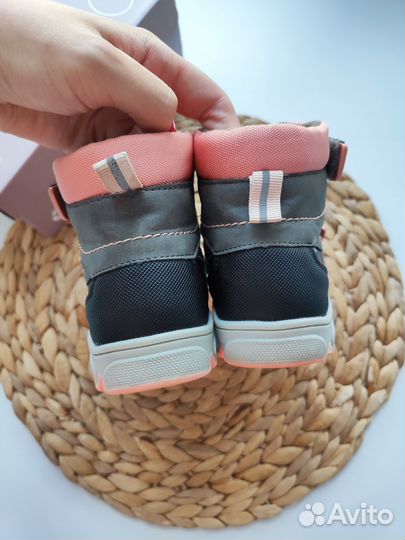 Демисезонные ботинки для девочки Tombi, 24 размер