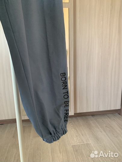 Спортивный костюм женский