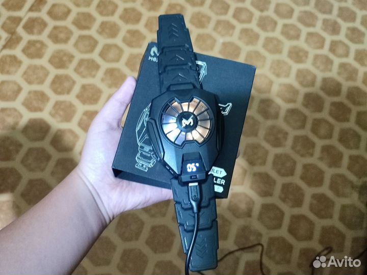 Кулер для планшета