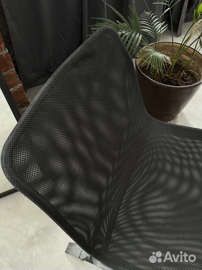 Офисное компьютерное кресло