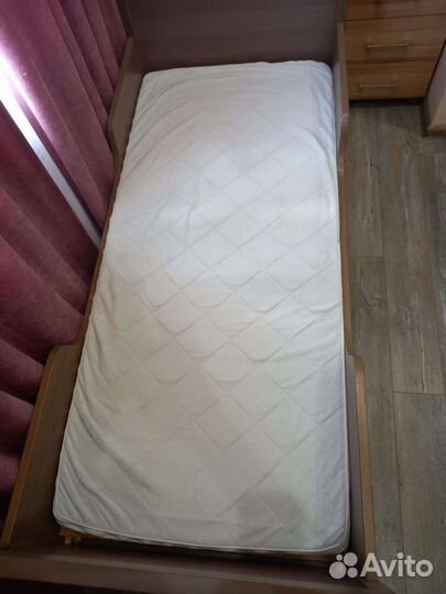 Детская кровать IKEA с матрасом