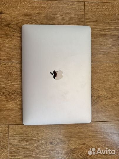 Ноутбук Apple MacBook Pro 13