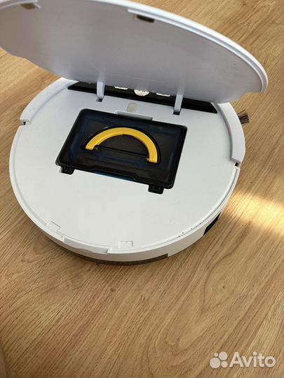 Робот пылесос