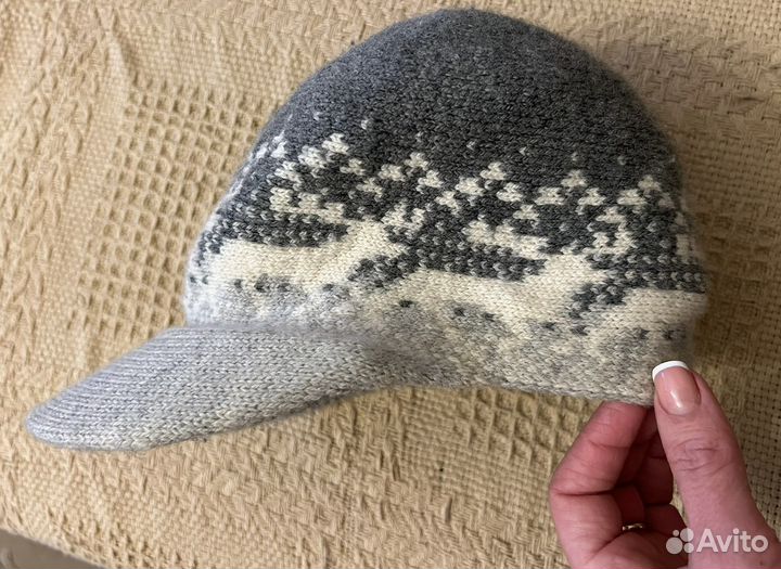 Вязаная кепка, бейсболка