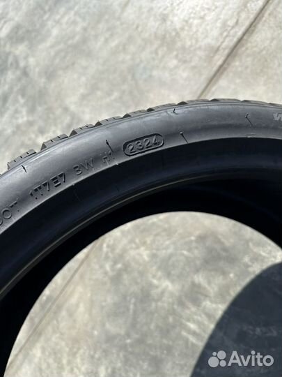 Hankook Winter I'Cept Evo 3 W330 255/35 R21 98W