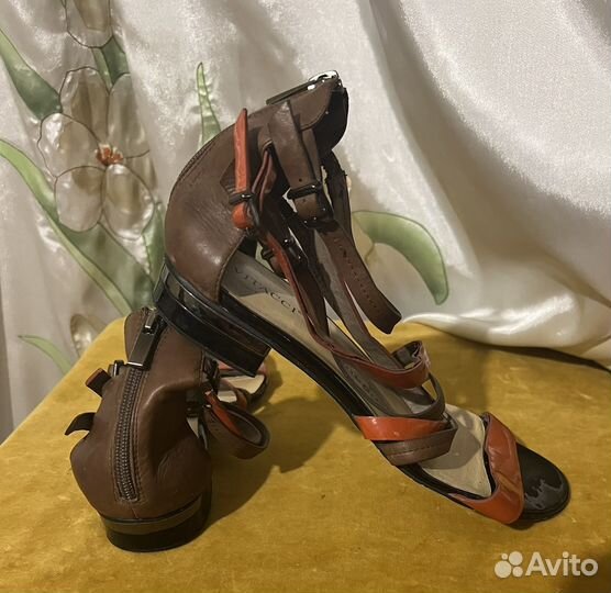 Обувь женская 39 размер