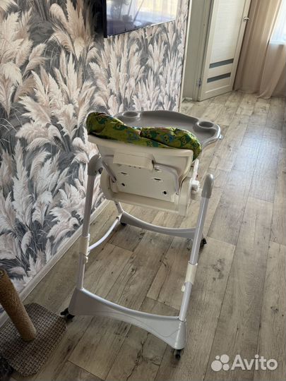 Стул для кормления