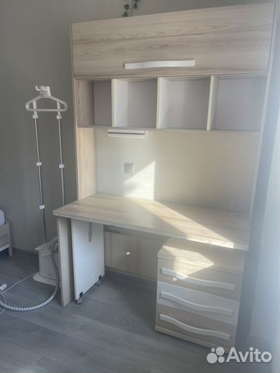 Стол для уроков