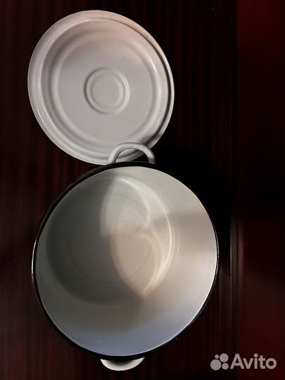 Кастрюля эмалированная СССР 8л новая