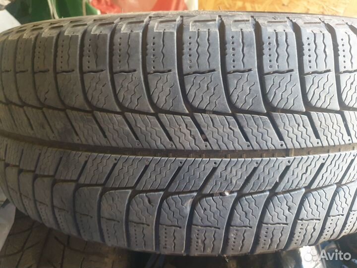 Michelin X-Ice 205/55 R16