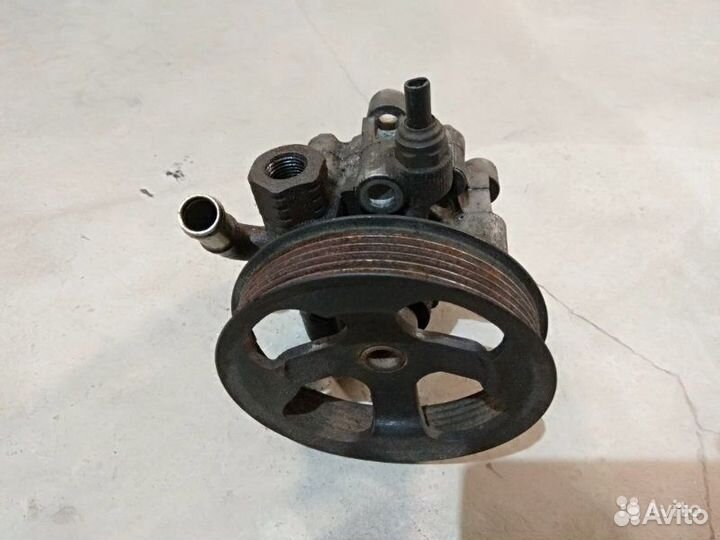 Насос гидроусилителя Toyota Avensis 1 1ZZ 1.8 2zz