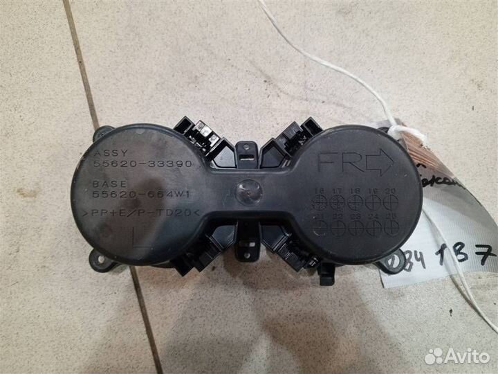 Подстаканник Toyota Camry XV70 2017