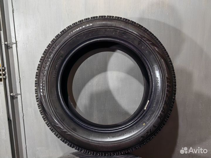 Bridgestone Blizzak VRX 205/60 R16 92S