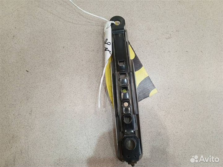 Механизм ремня безопасности переднего Mitsubishi