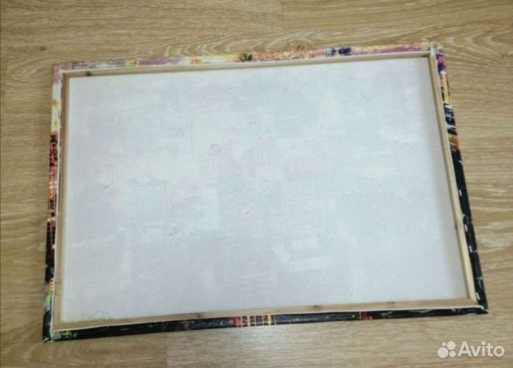 Много картин