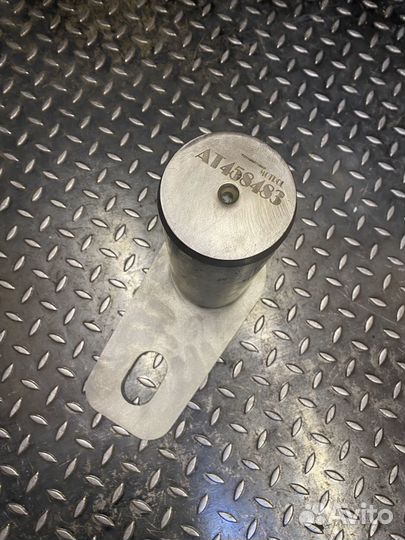 Палец AT458483