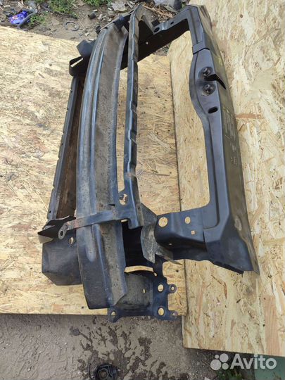 Телевизор и усилитель Skoda Octavia a5 FL