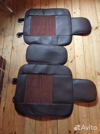 Универсальный чехол на сиденья автомобилей