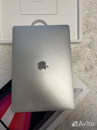 Apple Book Pro 13-inch m1 2020