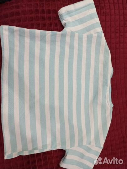 Голубая футболочка с белыми полосками на девочек