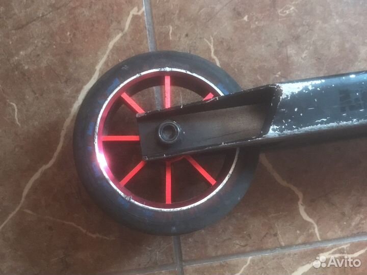 Запчасти на трюковой самокат