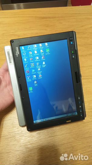 Ноутбук Fujitsu Siemens P1610