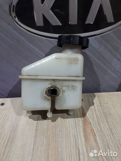 Бачок тормозной жидкости Kia ceed 1 ED